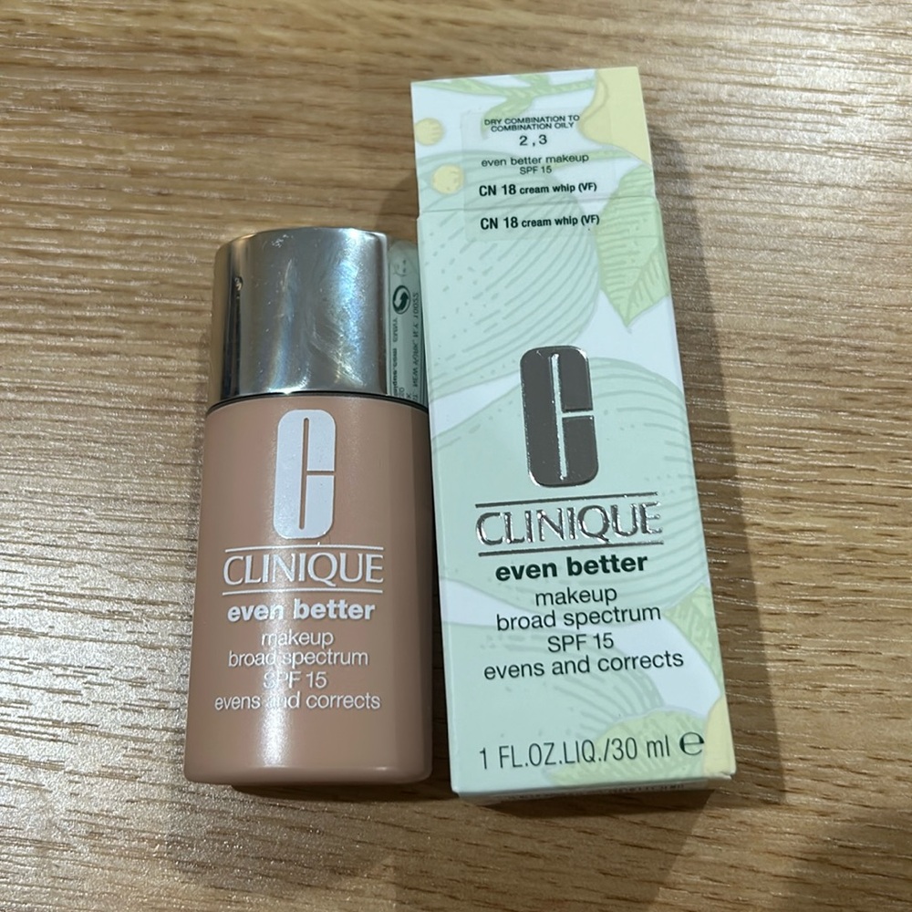 Clinique even better makeup spf15 (shade: cn18 cream whip)
